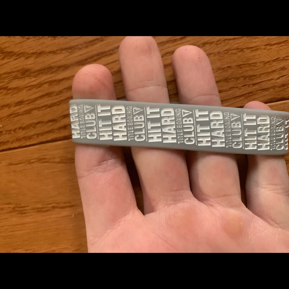 3 pack Title boxing silicone bracelets - Picture 2 of 4